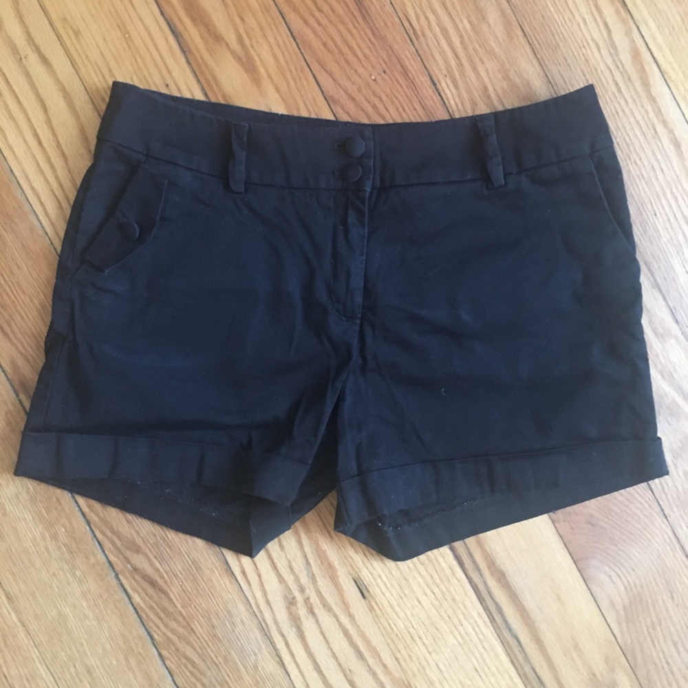 H&M women’s black shorts